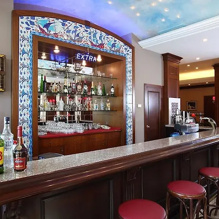 天堂俱乐部仙人掌酒店 4*