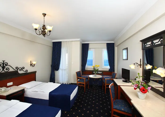 Club Cactus Paradise