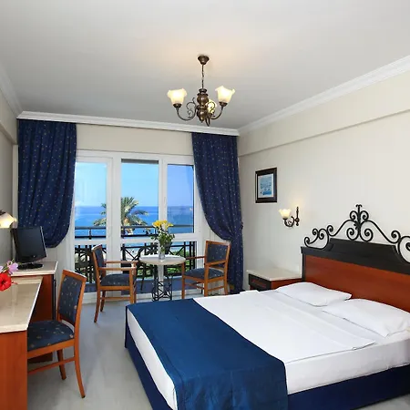 Club Cactus Paradise 4* 구물두르