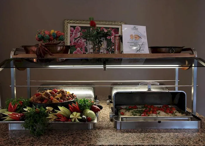 Club Cactus Paradise