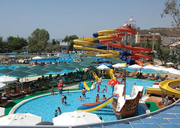 Club Cactus Paradise 4* Gümüldür